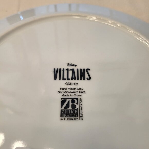 Disney Villains Poison Apple Pearlescent Trimmed Dinner Plates - Set of 2 - NEW - Picture 5 of 5